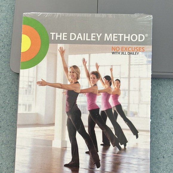 Letsfit Resistance Loop Bands. Bonus DVD included - Picture 6 of 6